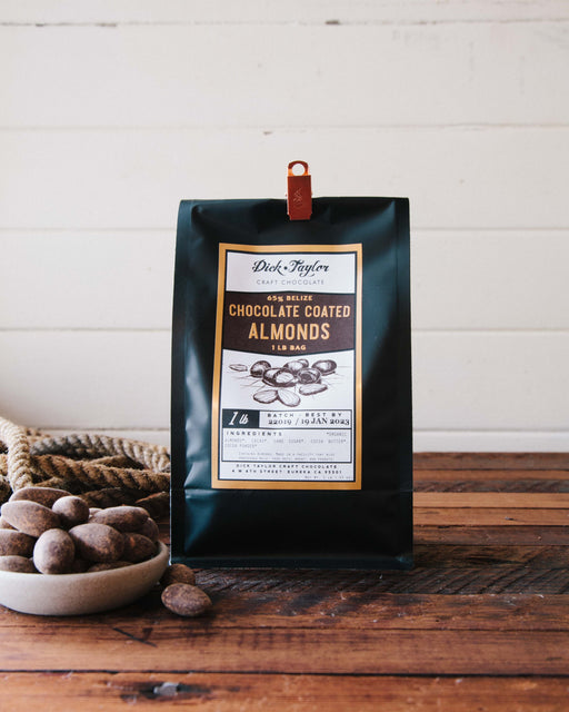 1lb - Chocolate Coated Almonds