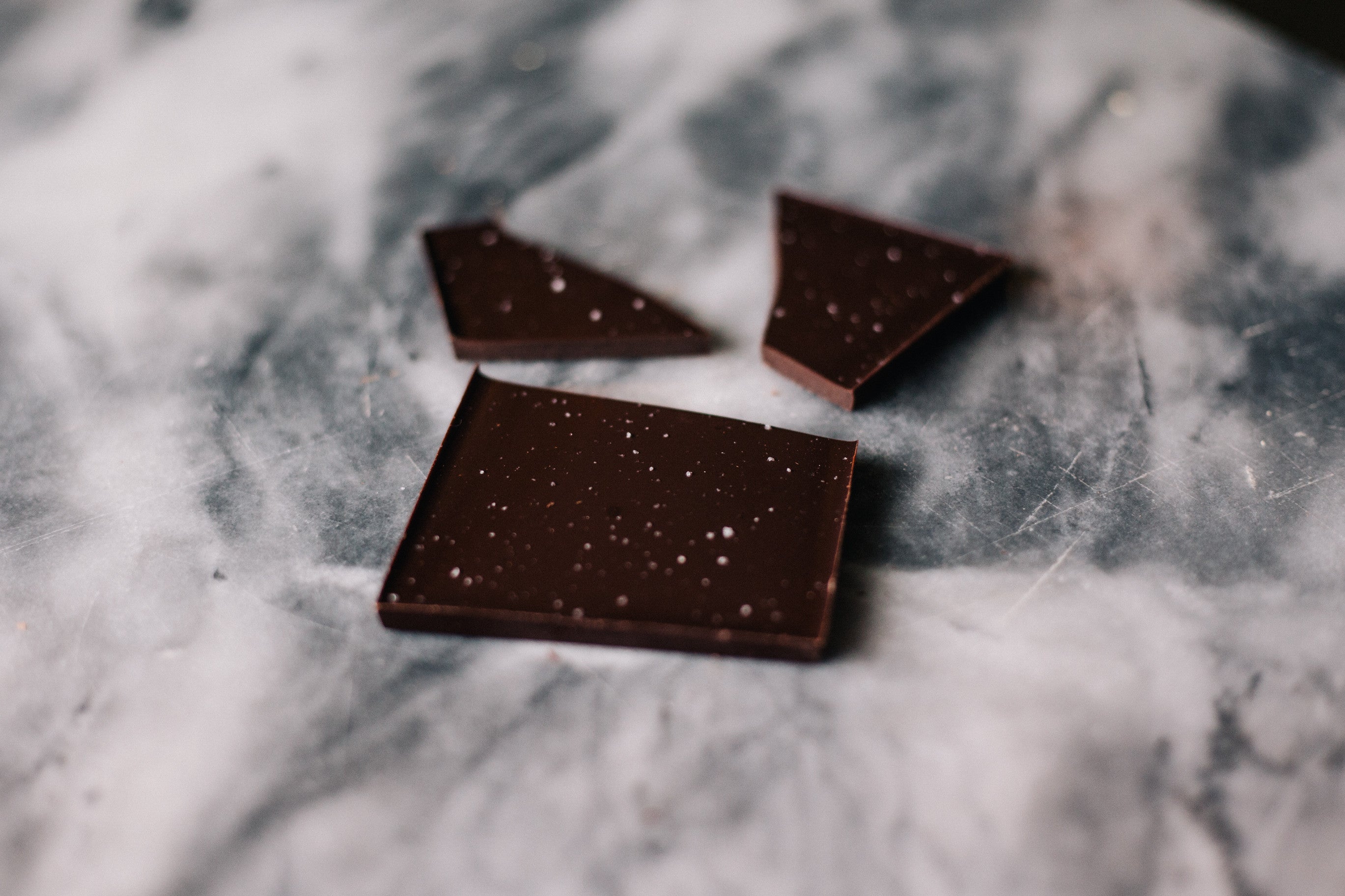 Bounty coco / fleur de sel / chocolat noir - Clara Jung Patisserie